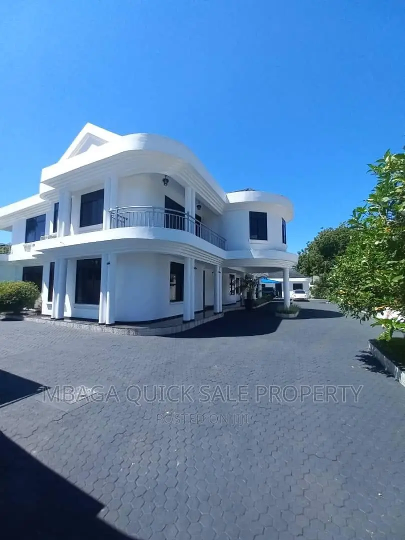 5bdrm House in Masaki for sale