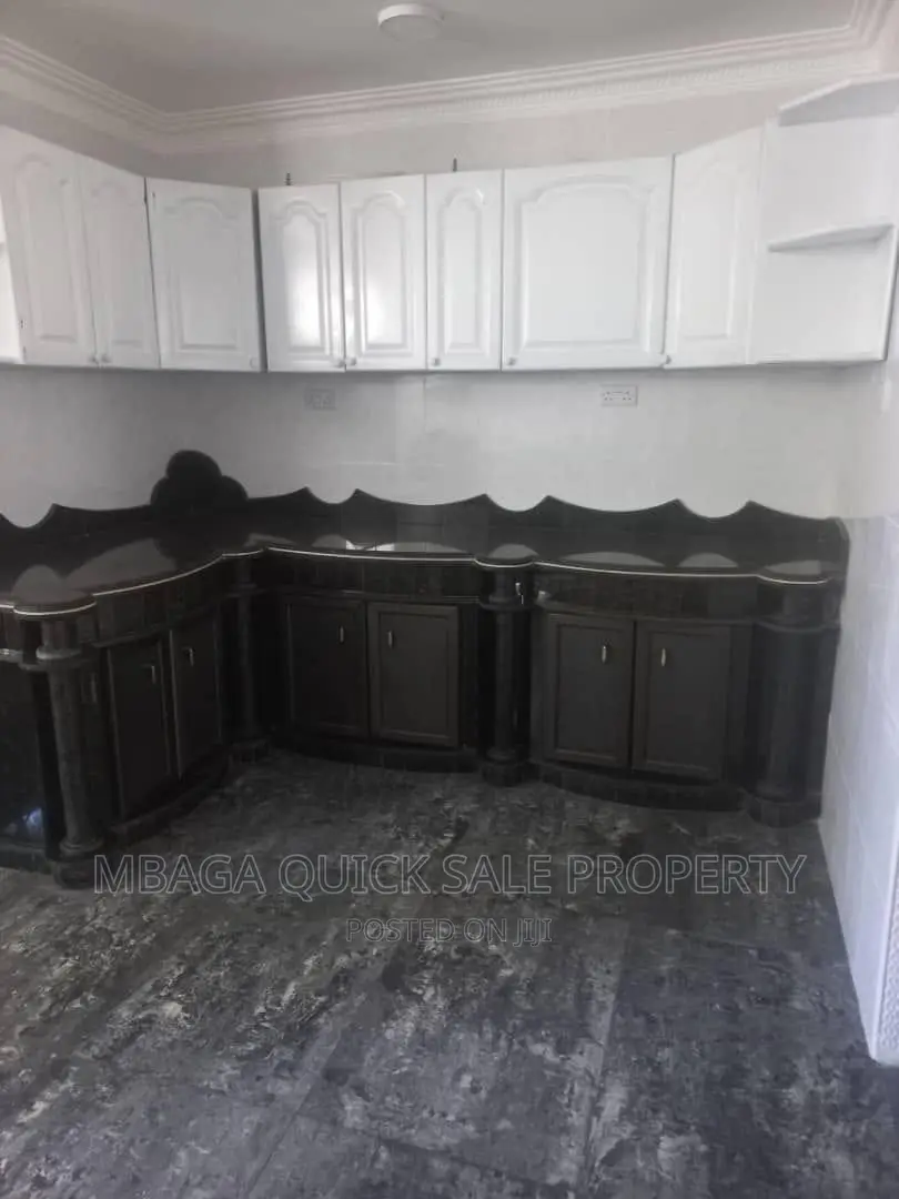5bdrm House in Masaki for sale