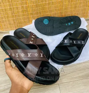 Mens Sandals Louis Vuitton Coffee