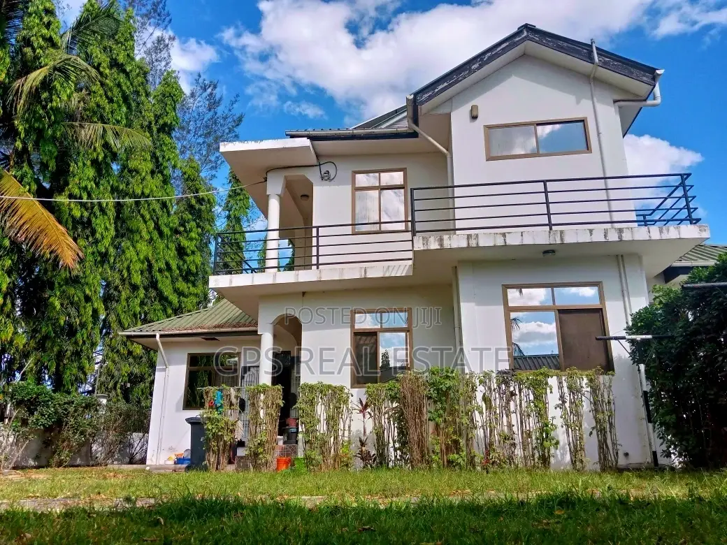 4bdrm House in Italian Chanika, Ilala for sale