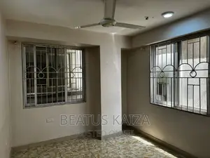 3bdrm Block of Flats in Kariakoo Fire for rent