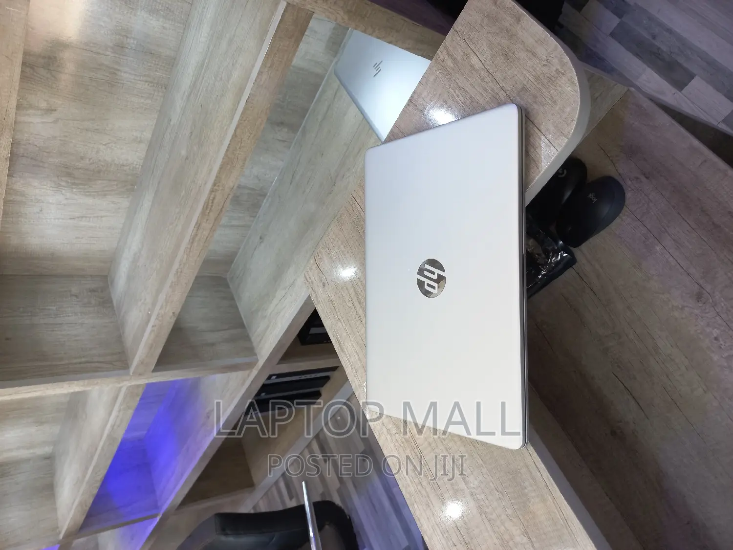 New Laptop HP 14-Dq1025cl 8GB Intel Core I3 SSD 512GB