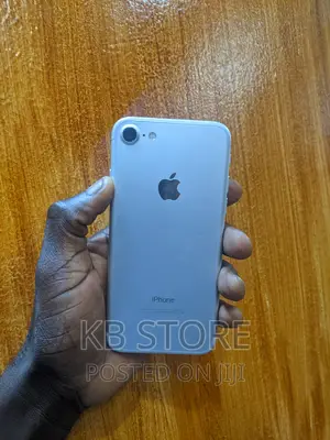 Apple iPhone 7 128 GB Gray