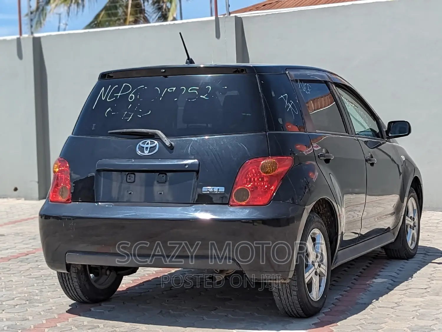Toyota IST 2004 Black