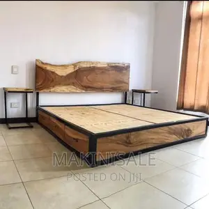 Kitanda Kizuri Sana Simple