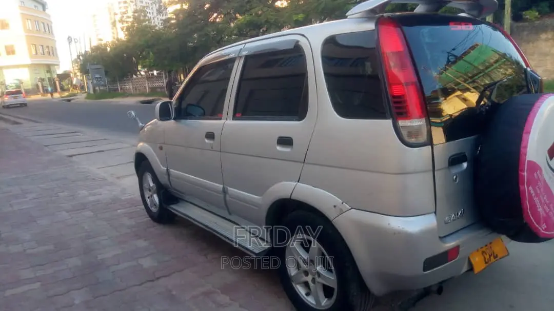 Toyota Cami 2004 Silver
