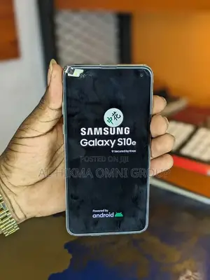 Samsung Galaxy S10e 128 GB White