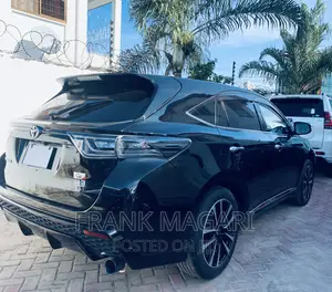 Toyota Harrier 2.0 Turbo 4WD 2017 Black
