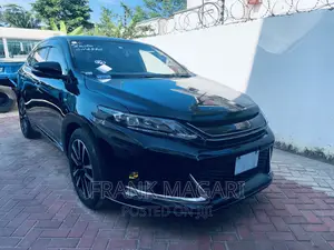 Toyota Harrier 2.0 Turbo 4WD 2017 Black