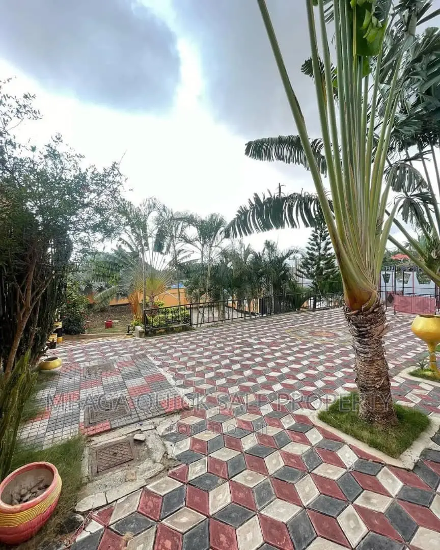 Furnished 5bdrm House in Salasala, Mbezi for rent