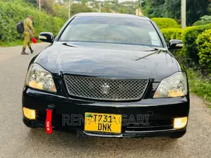 Toyota Crown 2004 Black