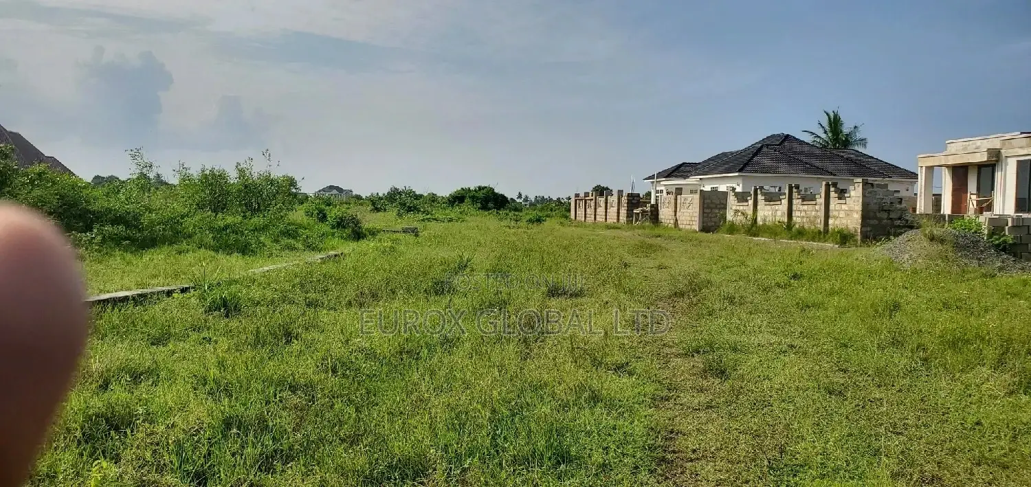 Kiwanja Kinauzwa Kigamboni ,Gezaulole