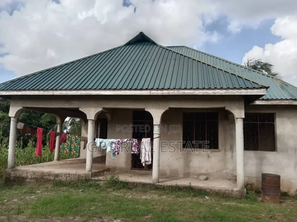 3bdrm House in Malamba Mawili, Kinondoni for sale