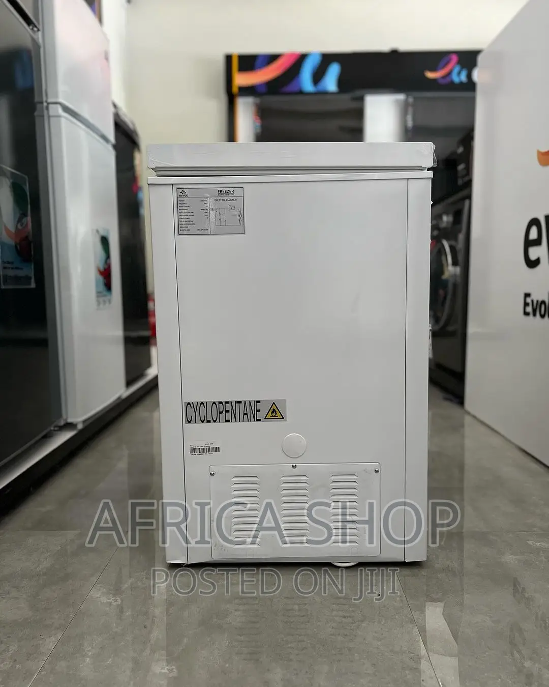Evvoli Chest Freezer 200liters EVCFM-200W