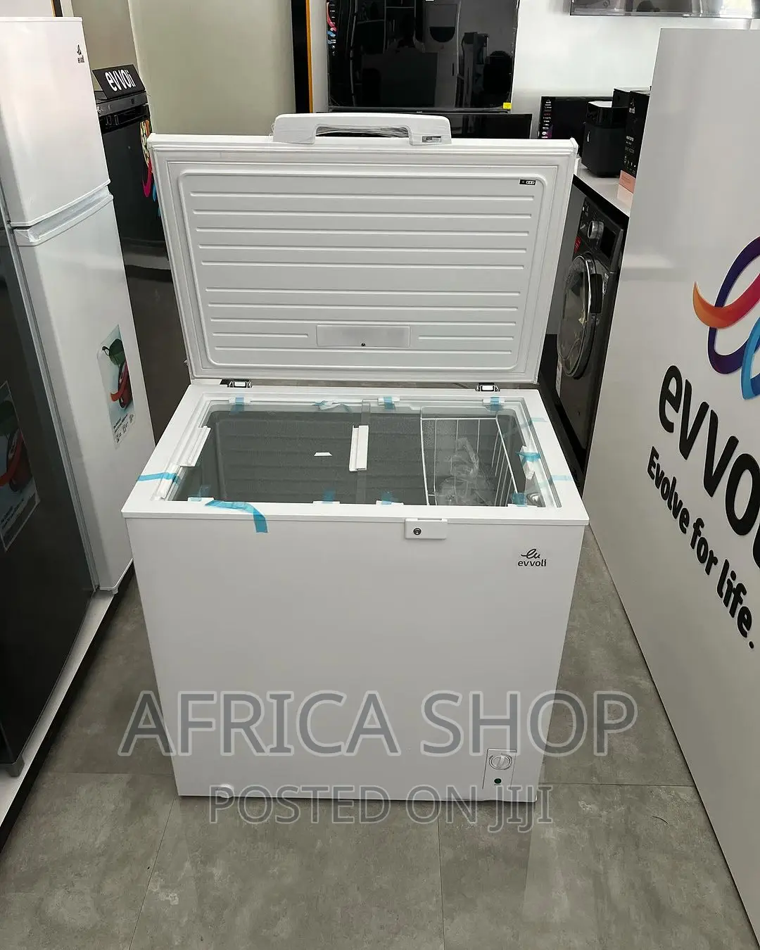 Evvoli Chest Freezer 200liters EVCFM-200W