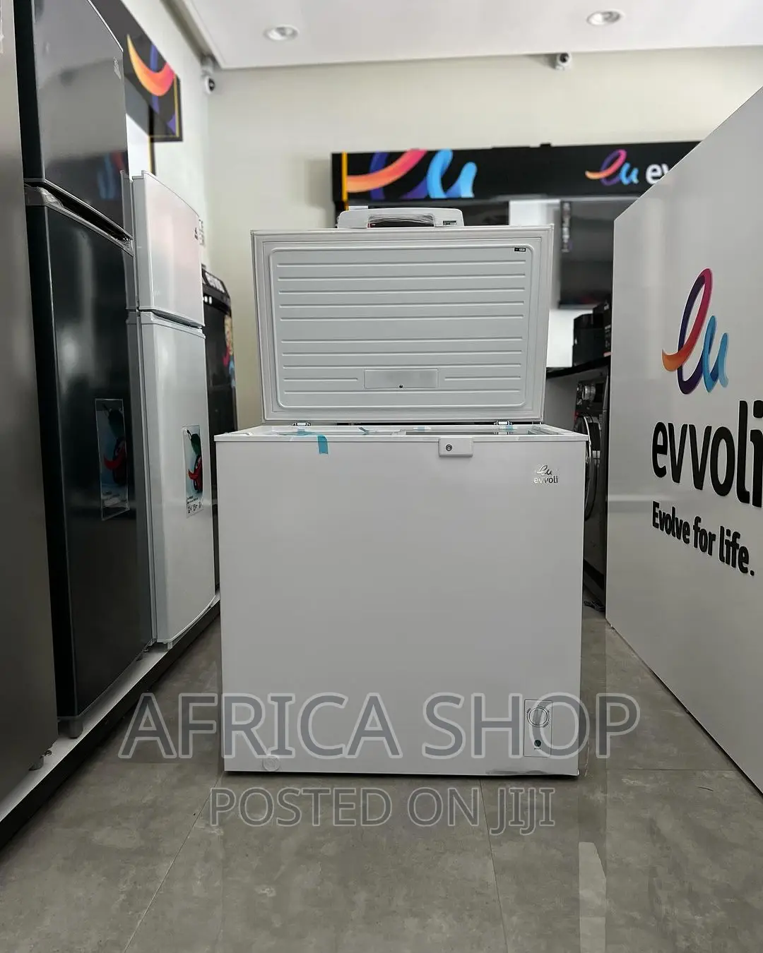 Evvoli Chest Freezer 200liters EVCFM-200W