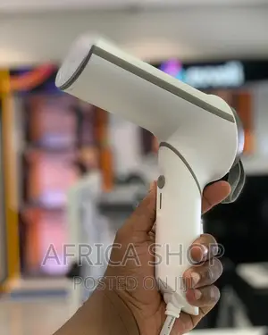 Evvoli Portable Hand Garment Steamer EVIR-HS800W