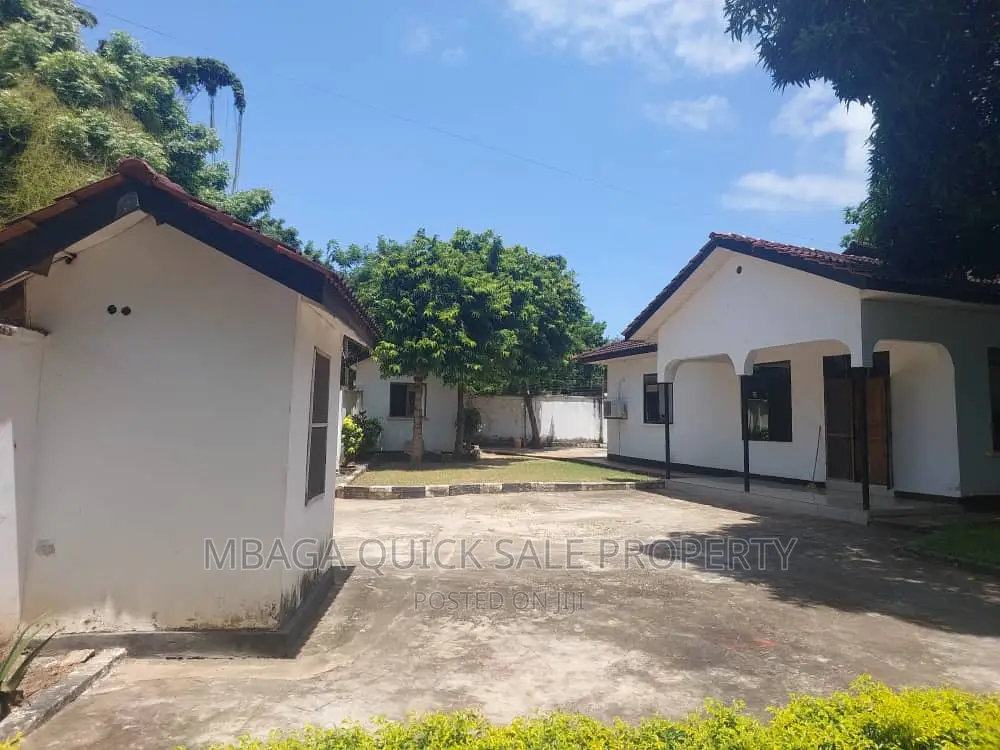 4bdrm House in Masaki for sale