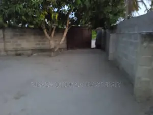 3bdrm House in Bagamoyo Kiromo for sale