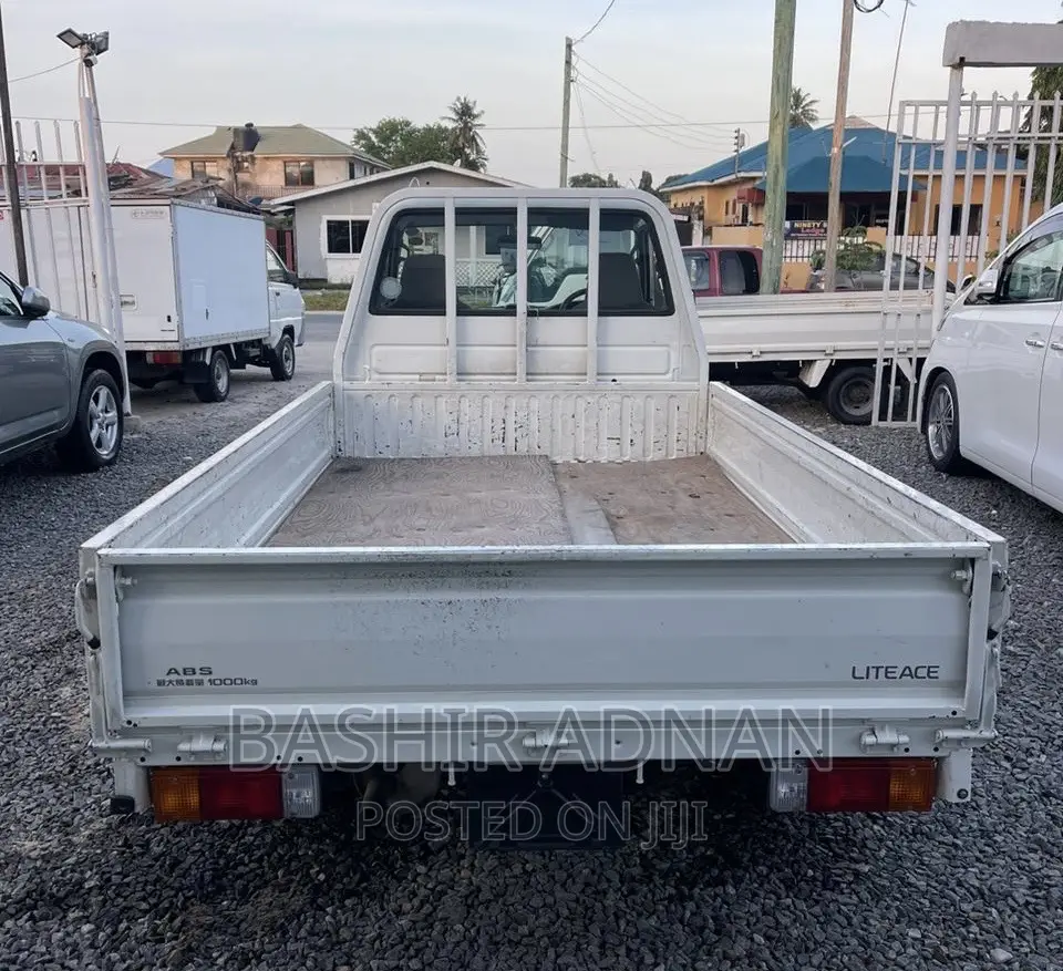 Toyota Townace Injection Truck.