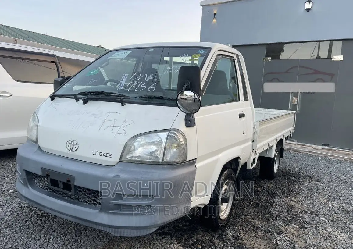Toyota Townace Injection Truck.