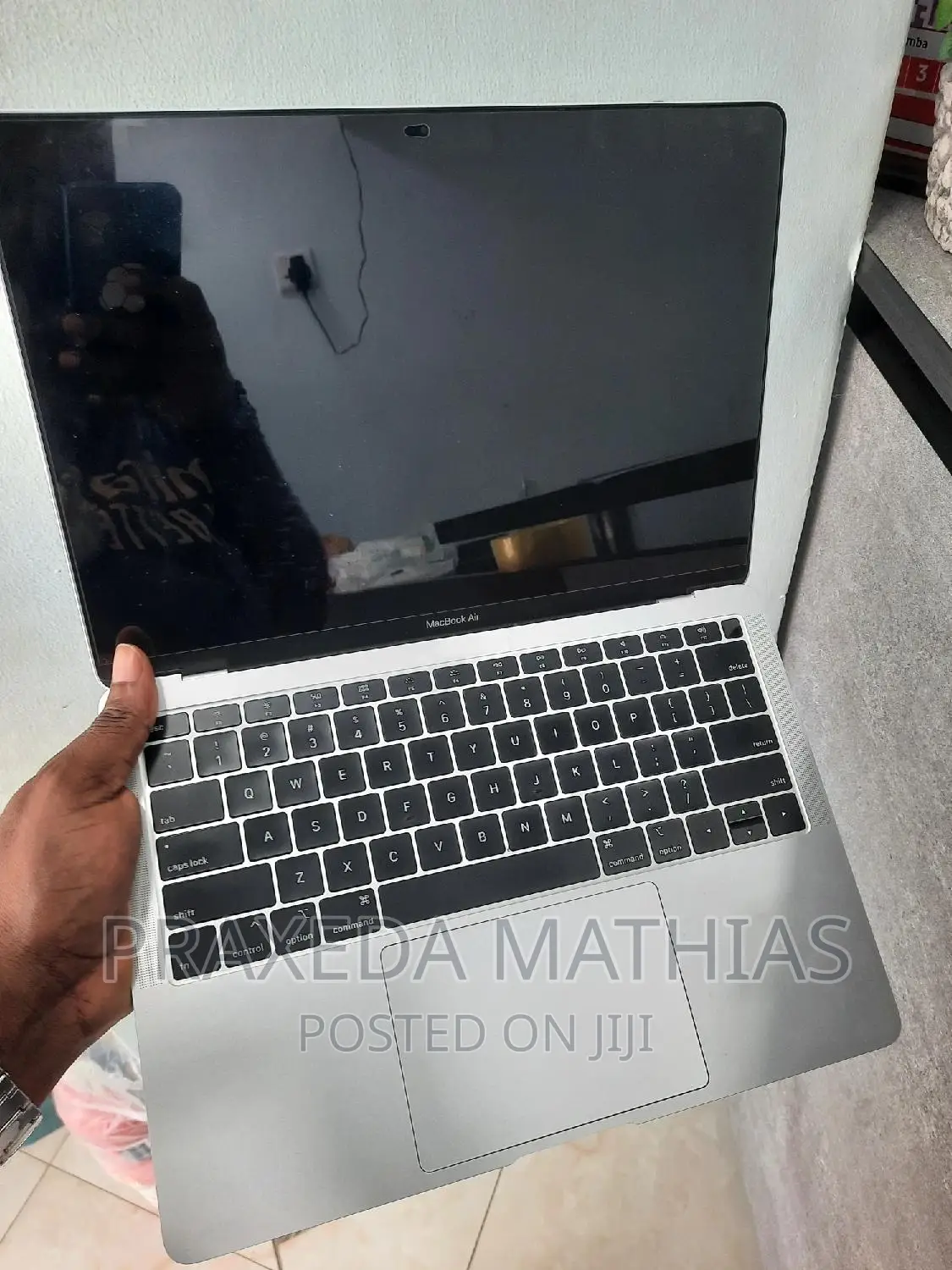 Laptop Apple MacBook Air 2022 M2 8GB Apple M2 SSD 512GB