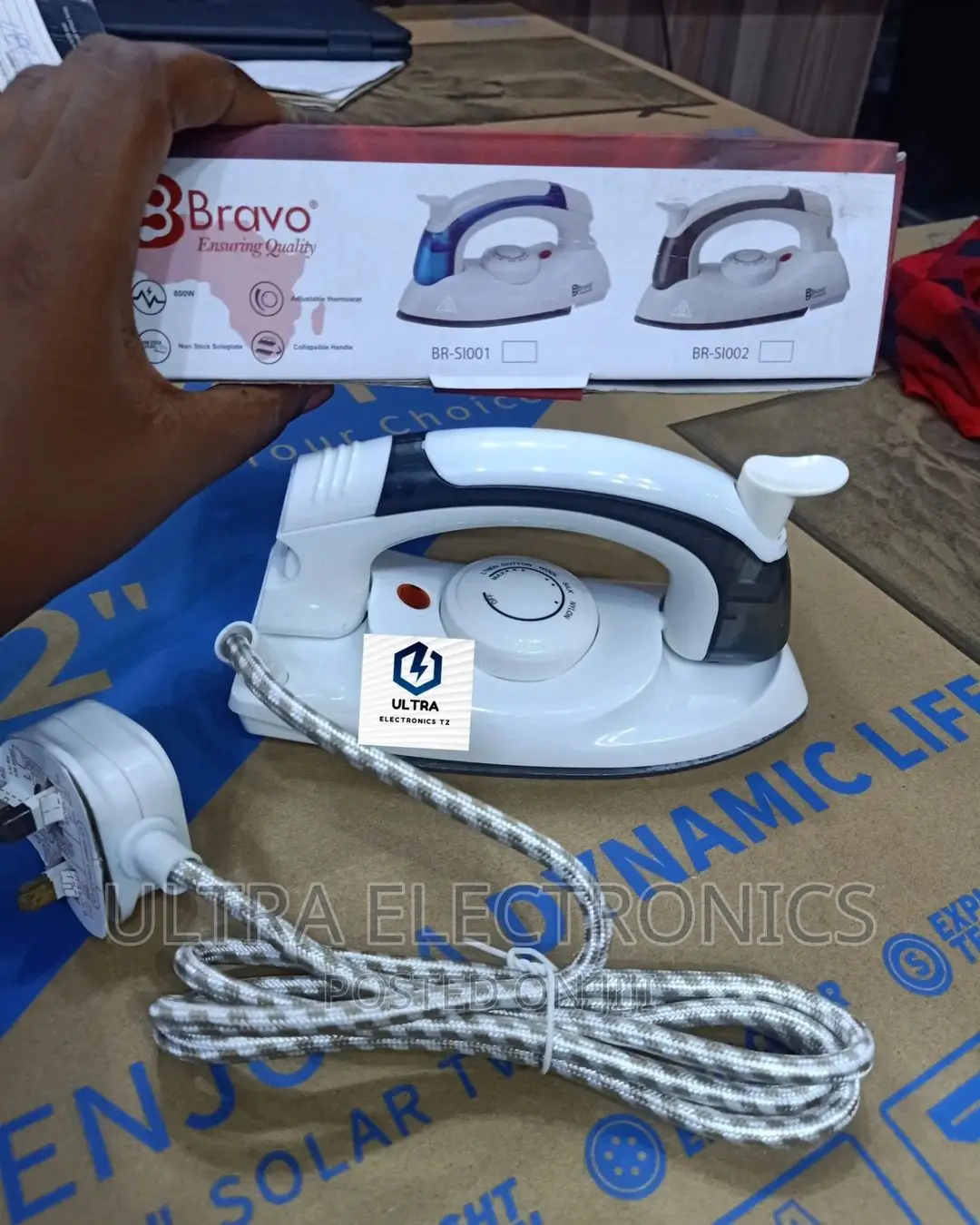 Bravo Travel Steam Iron Yenye Watts 800