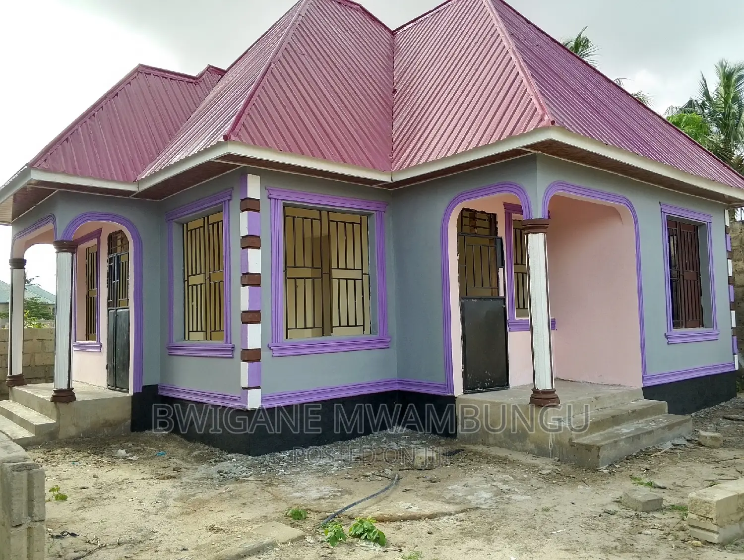 3bdrm Apartment in Chamazi Mfenesini, Mbagala for sale