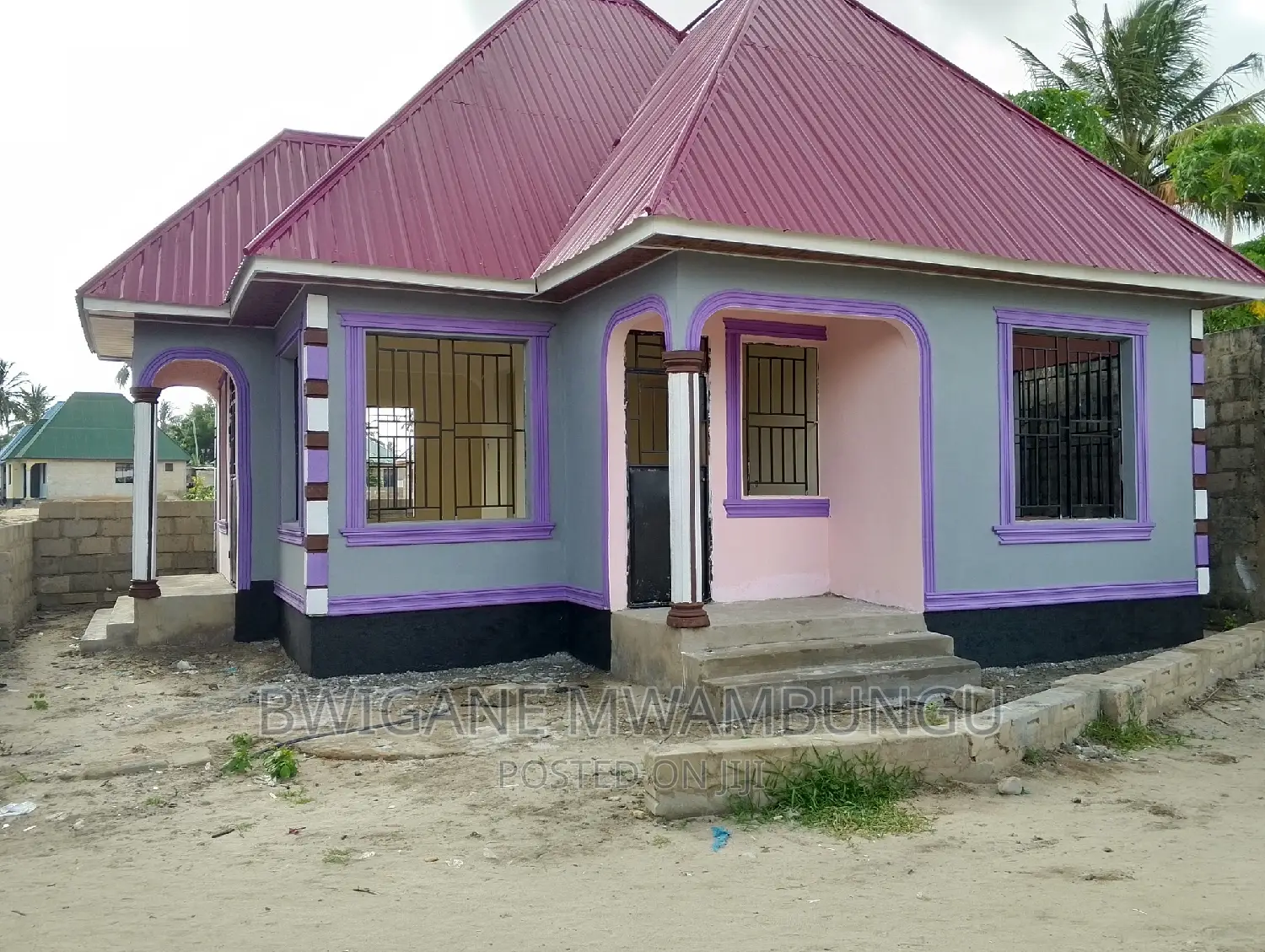 3bdrm Apartment in Chamazi Mfenesini, Mbagala for sale