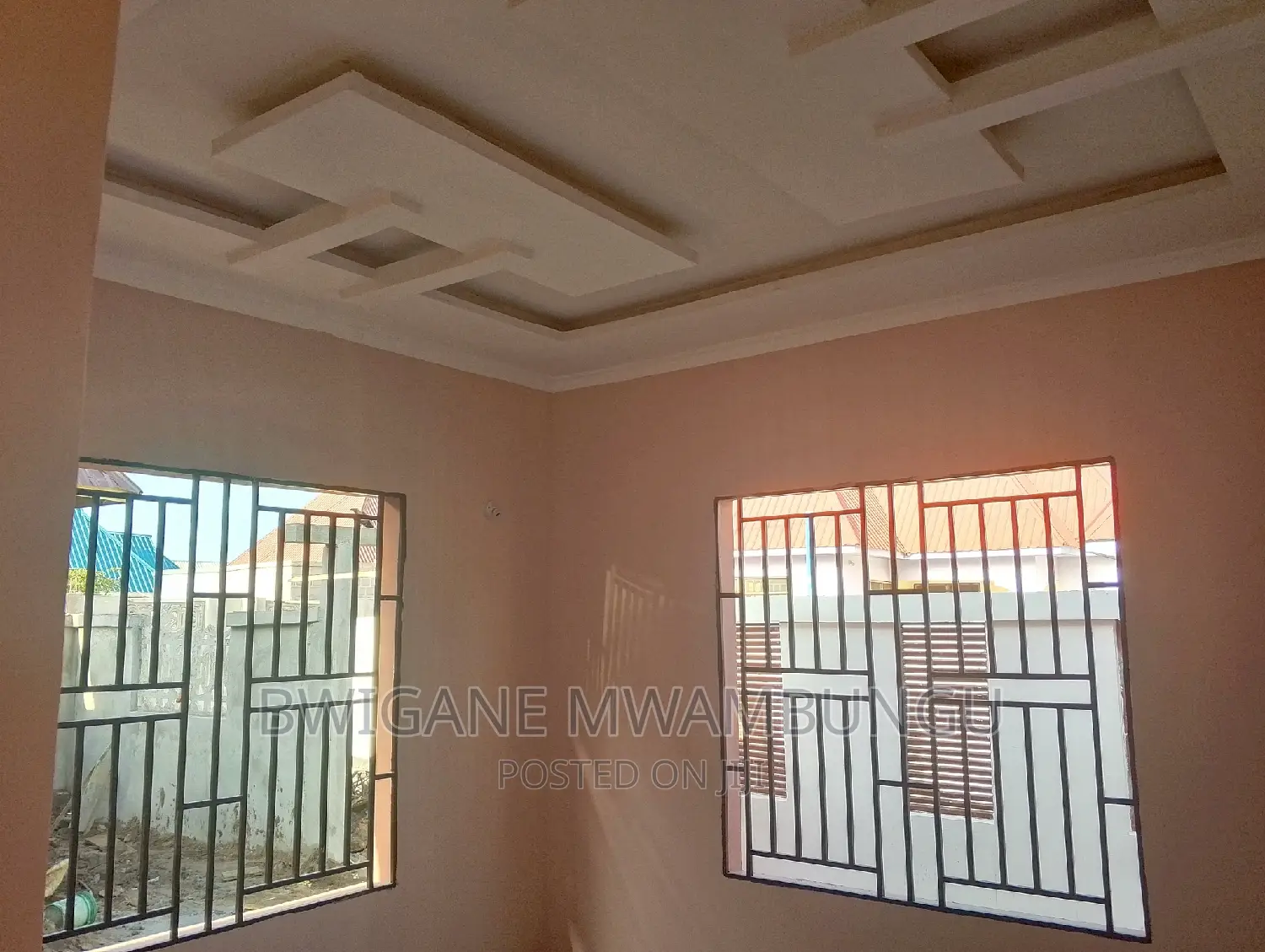 3bdrm Apartment in Mwambungu Broker, Mbagala for sale