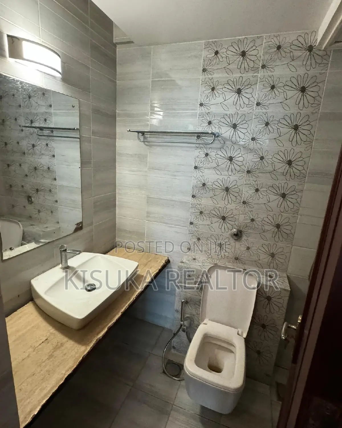 Furnished 4bdrm Apartment in Upanga for rent