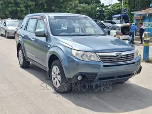 Subaru Forester 2011 Gray