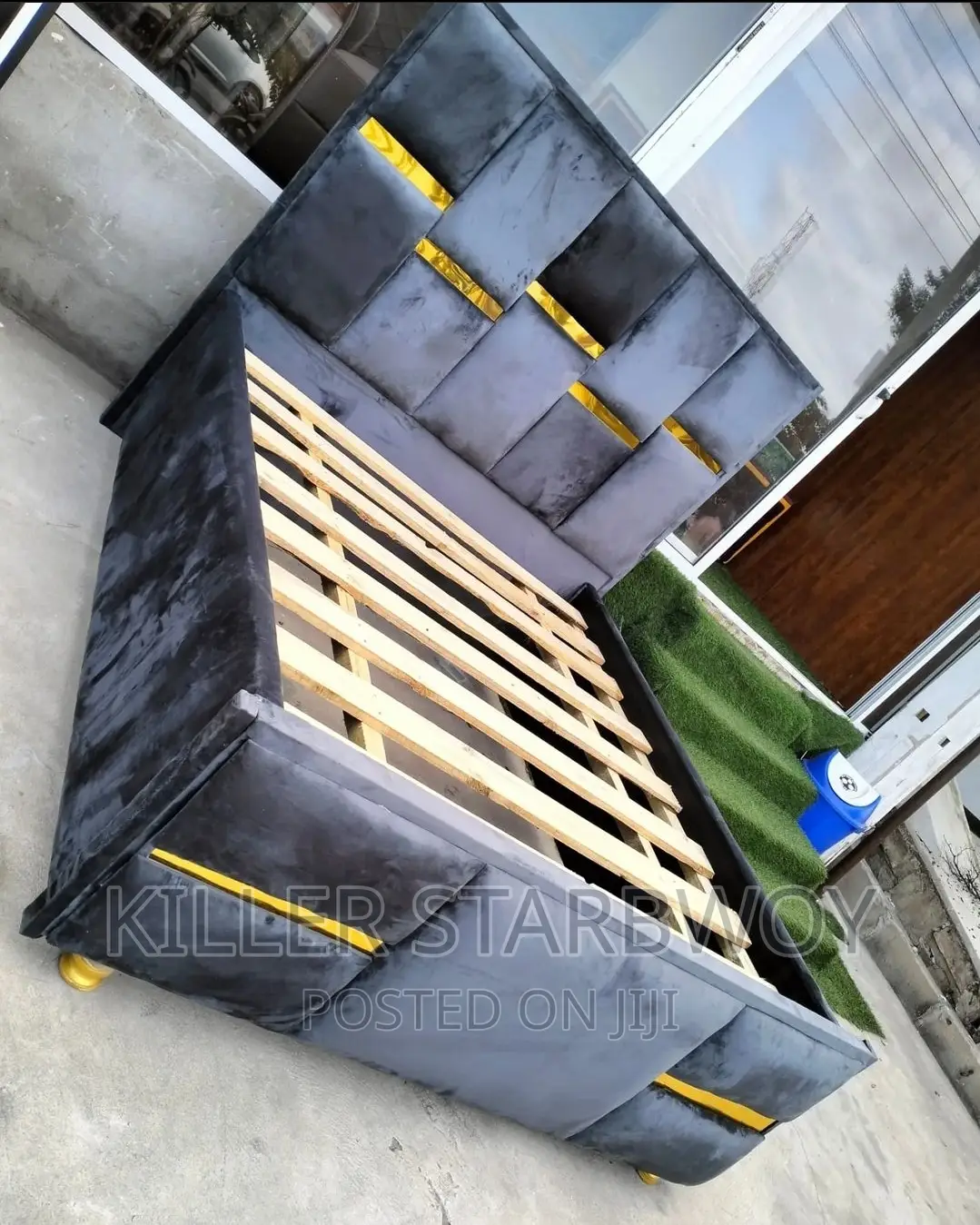 Bed Sofa Mpya Size 5×6