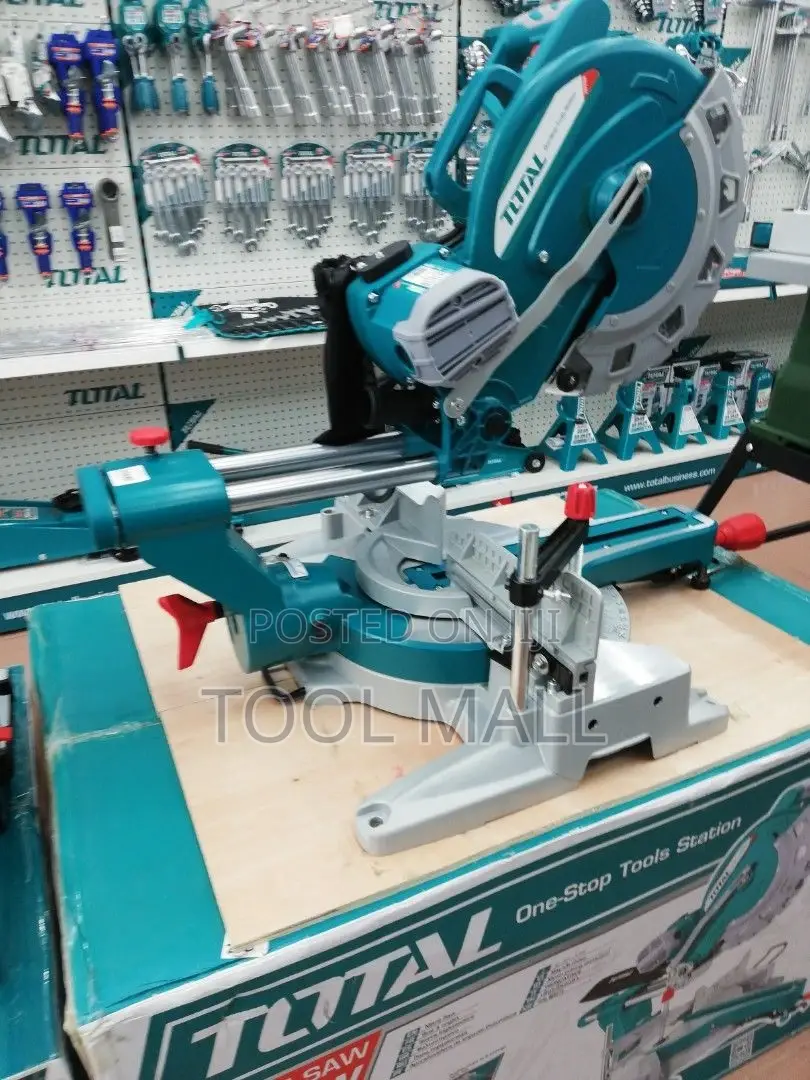 Total Sliding Mitre Saw 2400w