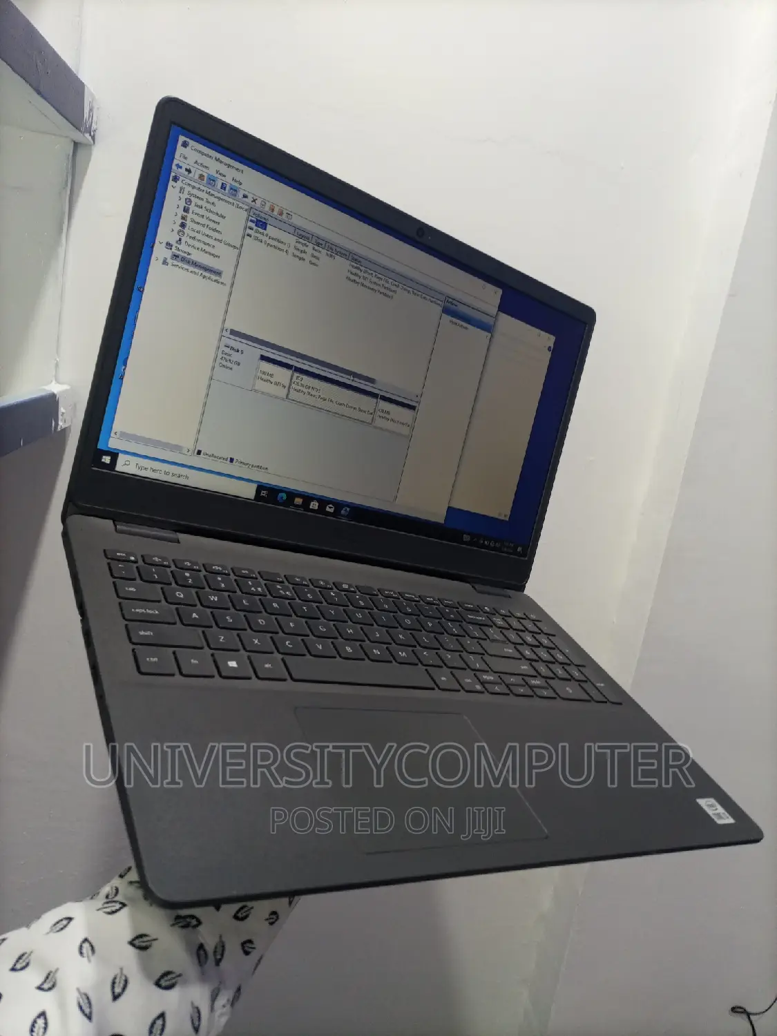 Laptop Dell Vostro 15 3000 4GB Intel Core I3 HDD 512GB