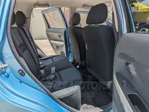 Toyota IST 2006