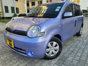 Toyota Sienta 2006 Blue
