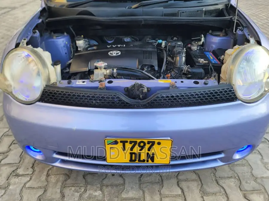 Toyota Sienta 2006 Blue