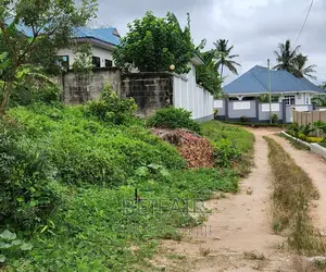 Kiwanja Kinauzwa