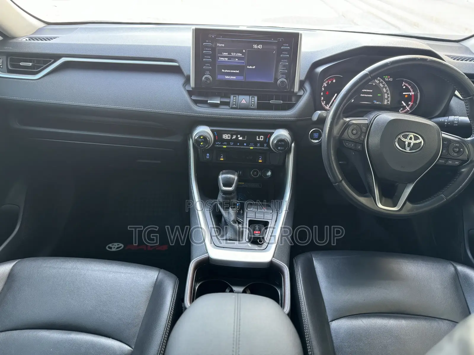 Toyota RAV4 2019 White