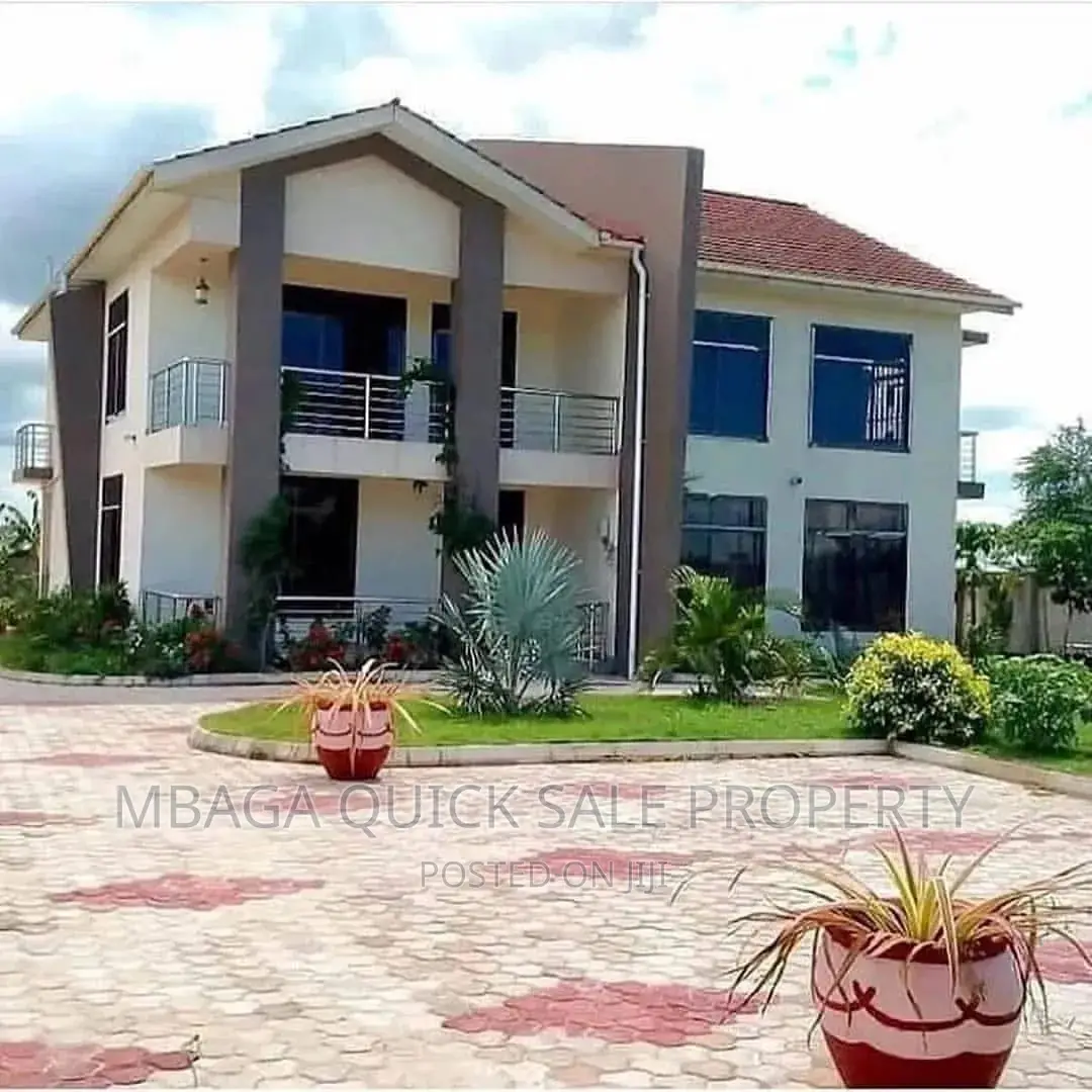 5bdrm House in Mbweni for rent