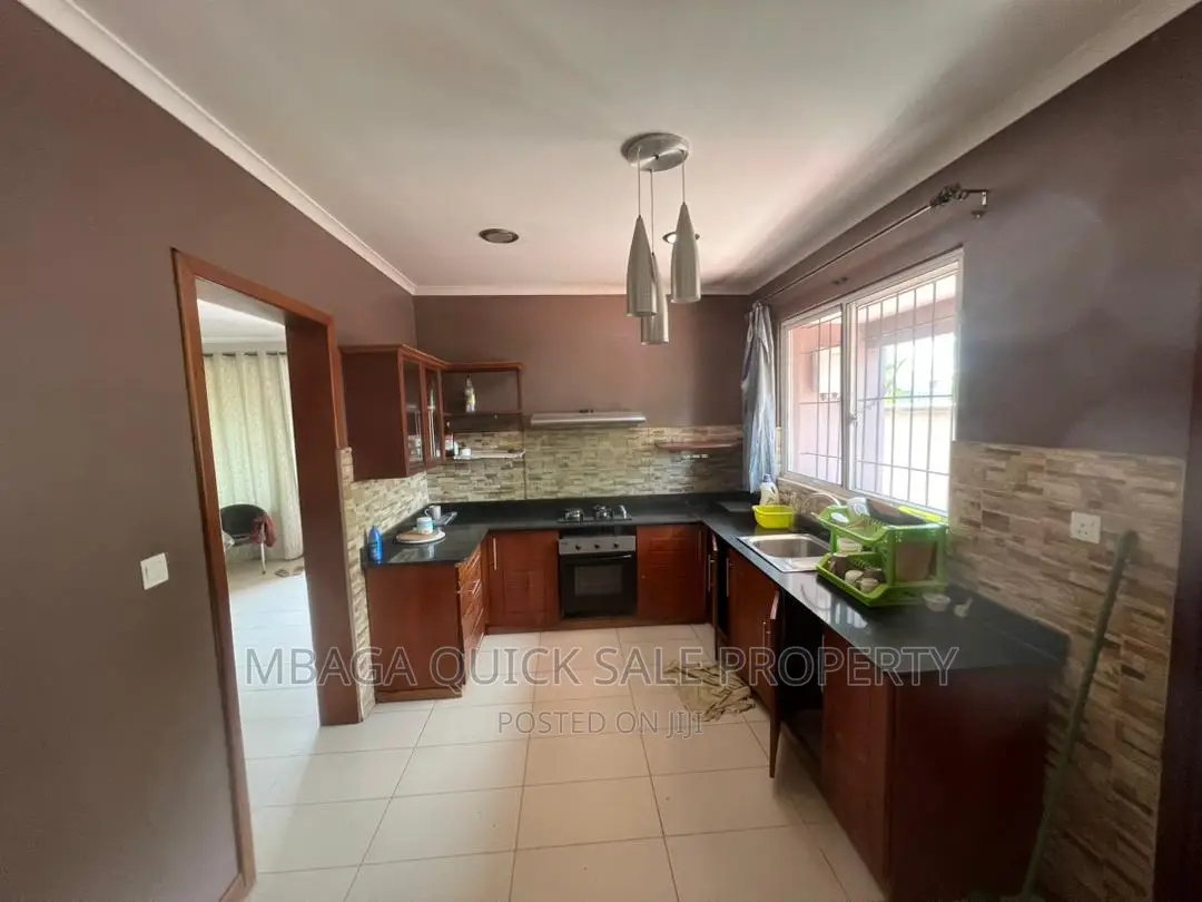 3bdrm House in Mbezi Beach Tank for sale