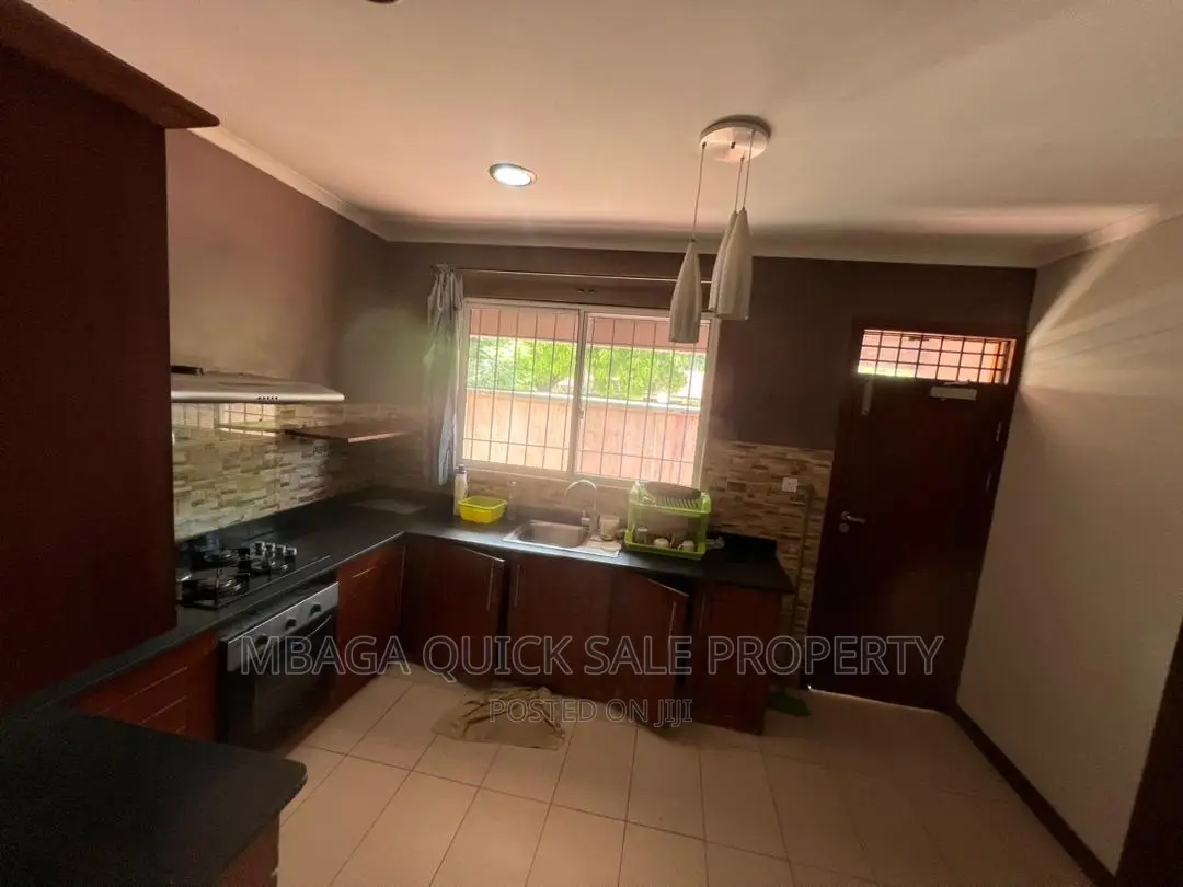 3bdrm House in Mbezi Beach Tank for sale