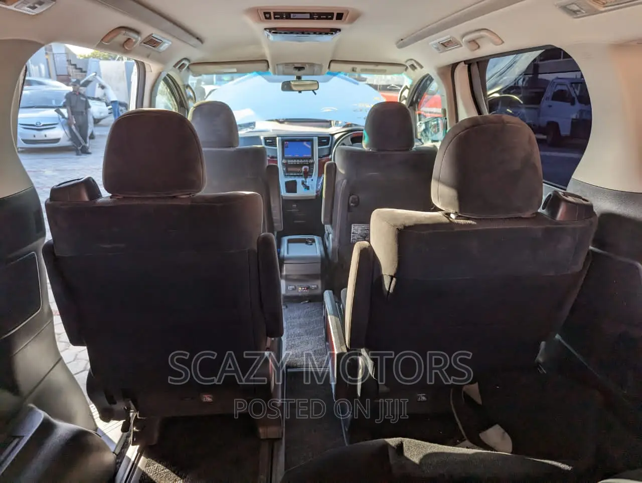 Toyota Alphard 2010
