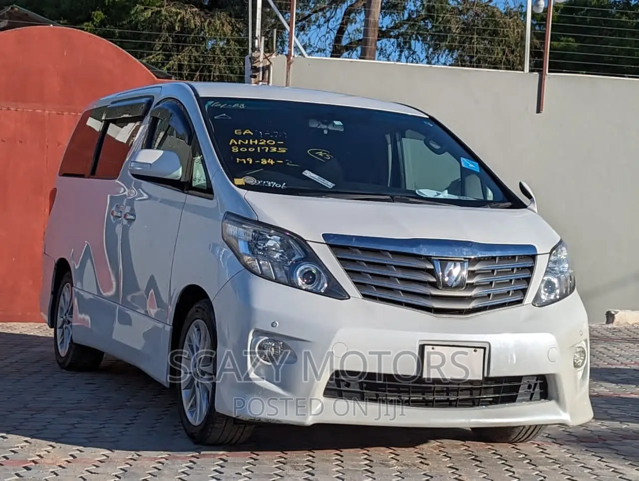Toyota Alphard 2010