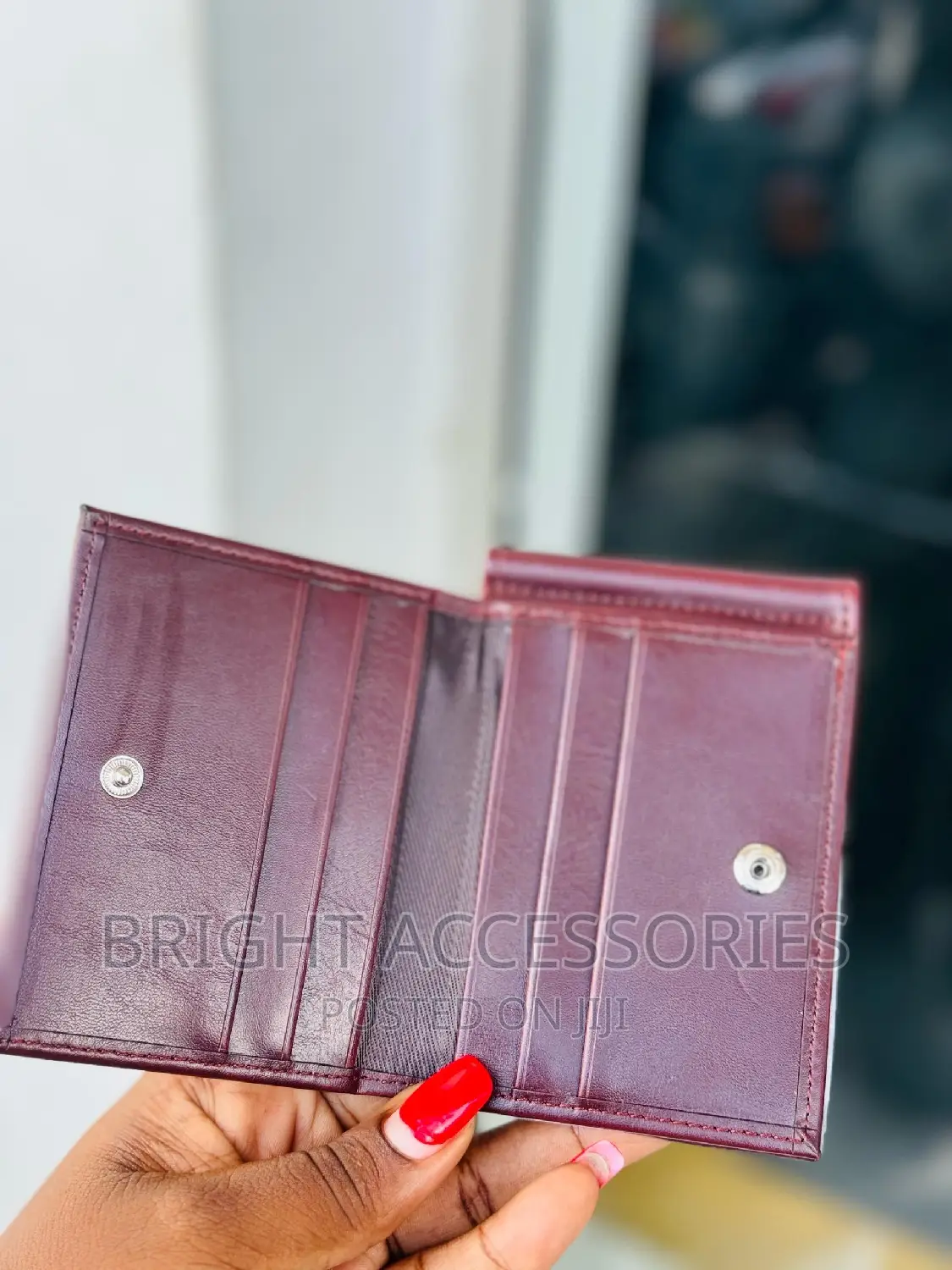 Wallets Za Ngozi