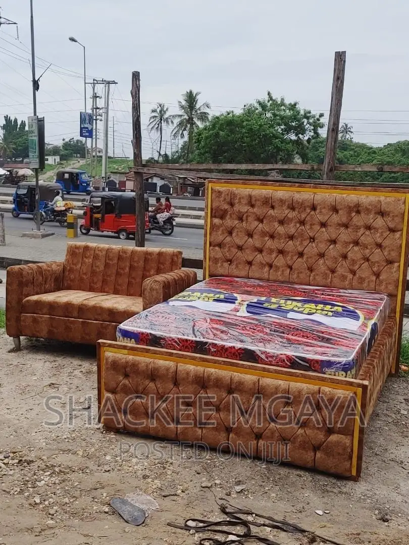 Bed Sofa 5,6 Pamoja Na Godoro Inch 8