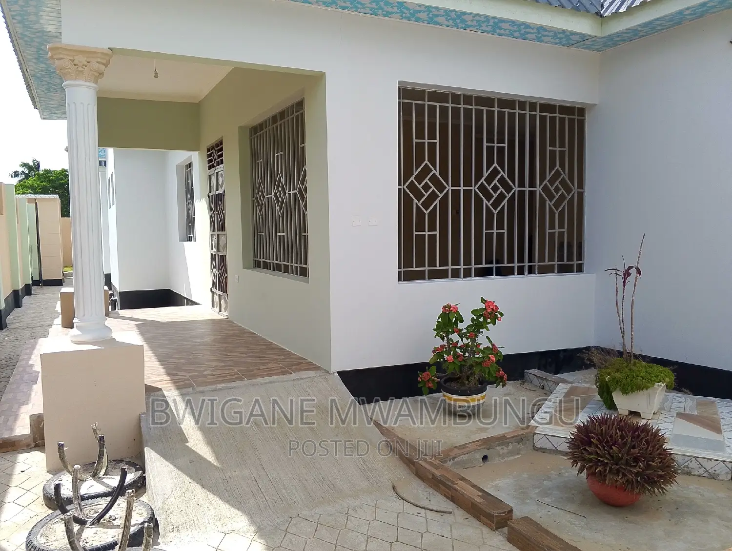 Furnished 4bdrm Apartment in Toangoma Shule for sale