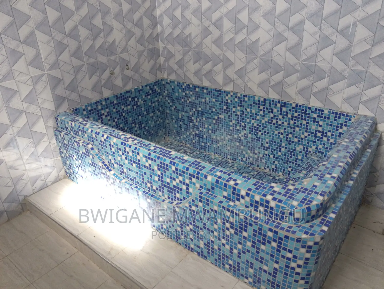 Furnished 4bdrm Apartment in Toangoma Shule for sale
