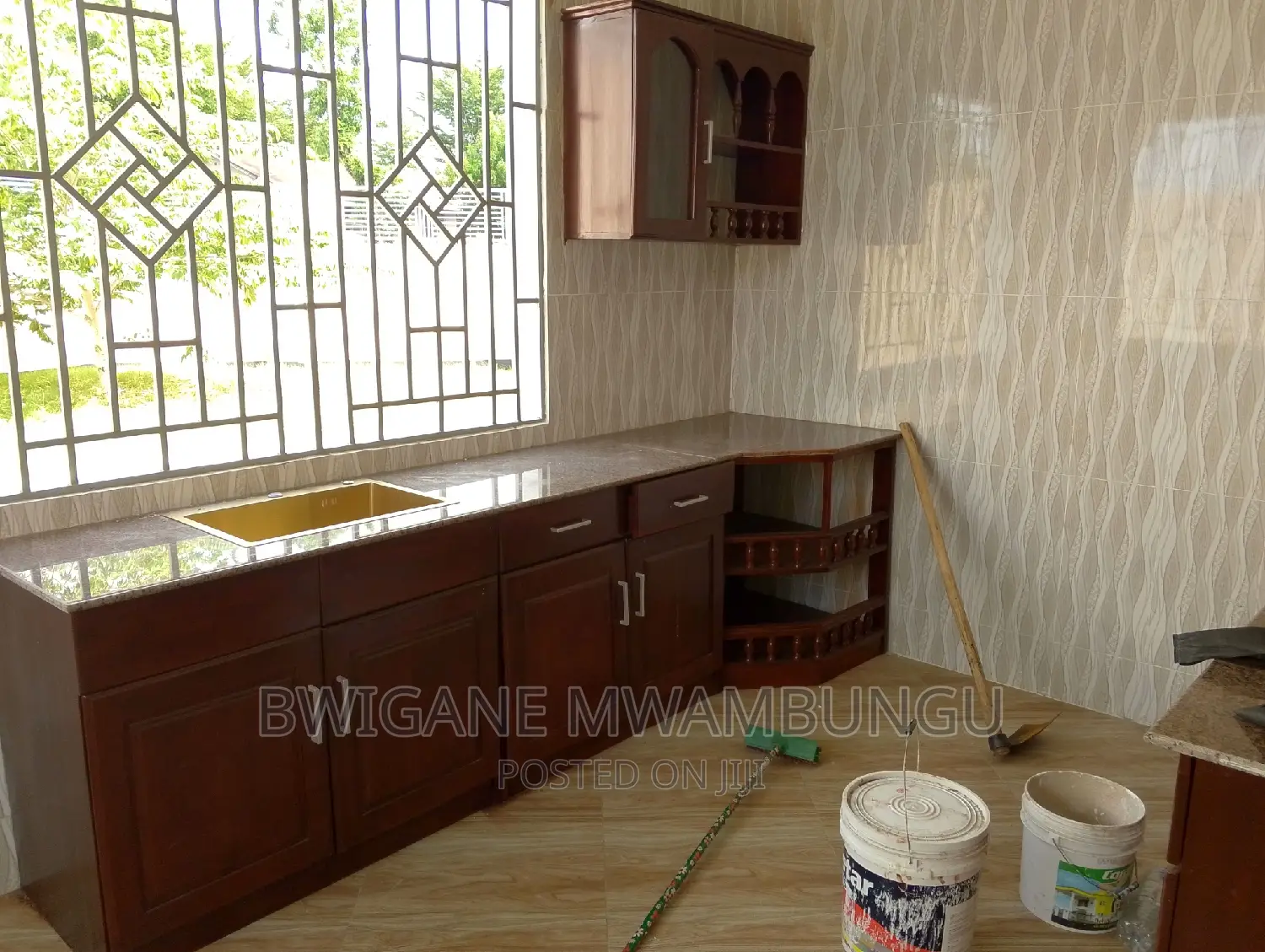 Furnished 4bdrm Apartment in Toangoma Shule for sale
